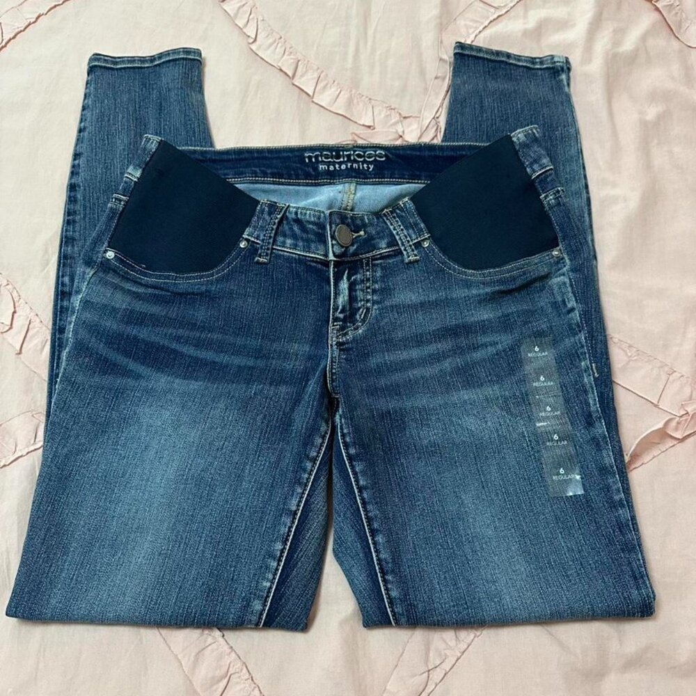 Maurices maternity denim skinny jeans.